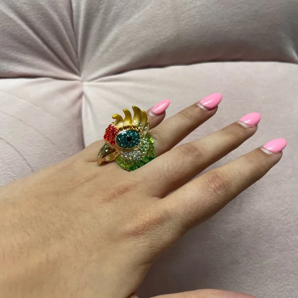 Vintage Parrot Eye Ring (Size 8) - Picture 5 of 6